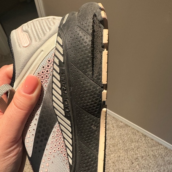 Brooks Adrenaline GT22 - Picture 8 of 8